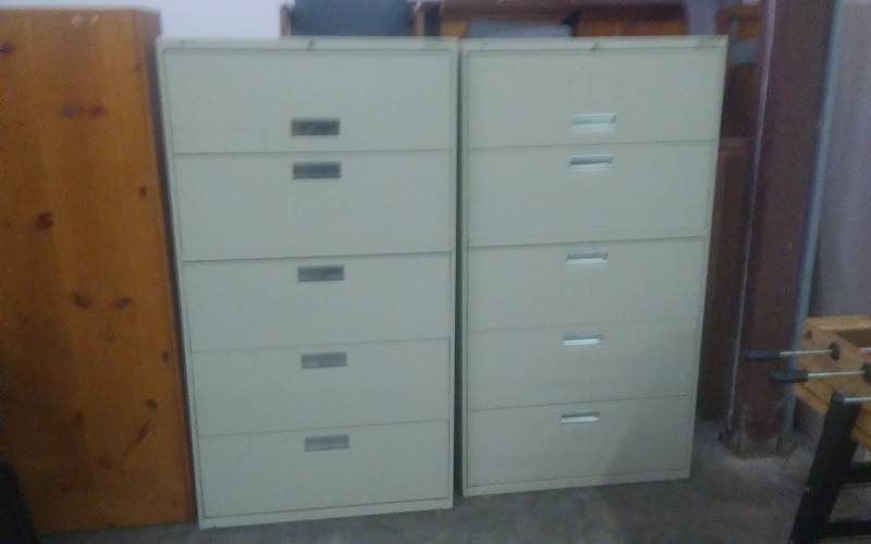 2-HON Lateral File Cabinets With 5-Drawers 36x67x19
