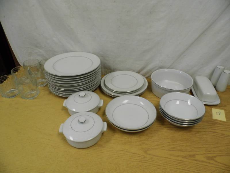 Assorted Crown Victoria China
