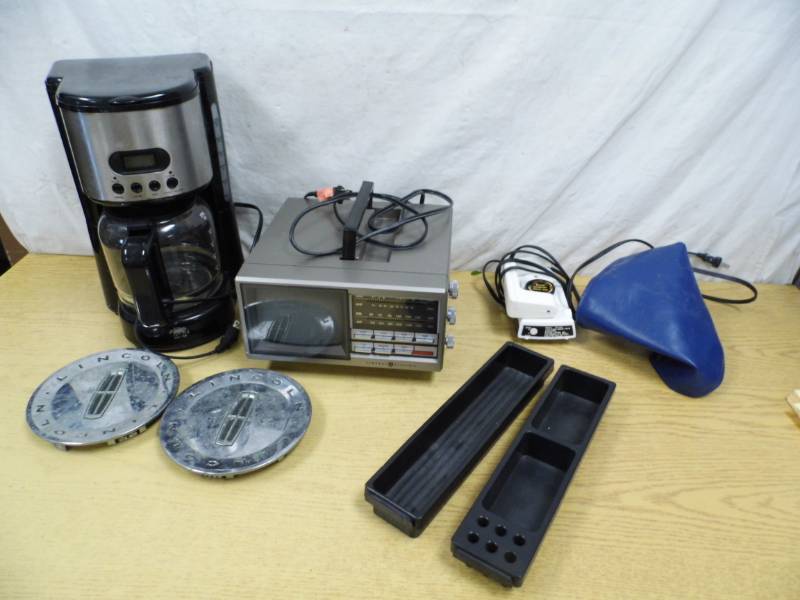 Coffee Maker - Lincoln Hub Caps