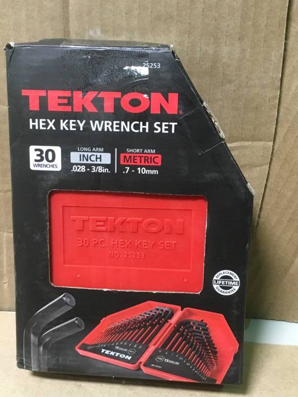 lot 40 image: TEKTON 25253 Hex Key Wrench Set, 30-Piece not used