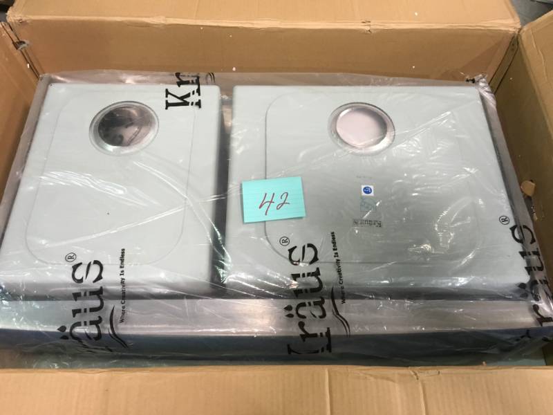lot 42 image: KRAUS Standart PRO Farmhouse Apron-Front Stainless Steel 36 in. Double Bowl Kitchen Sink open box in new condition