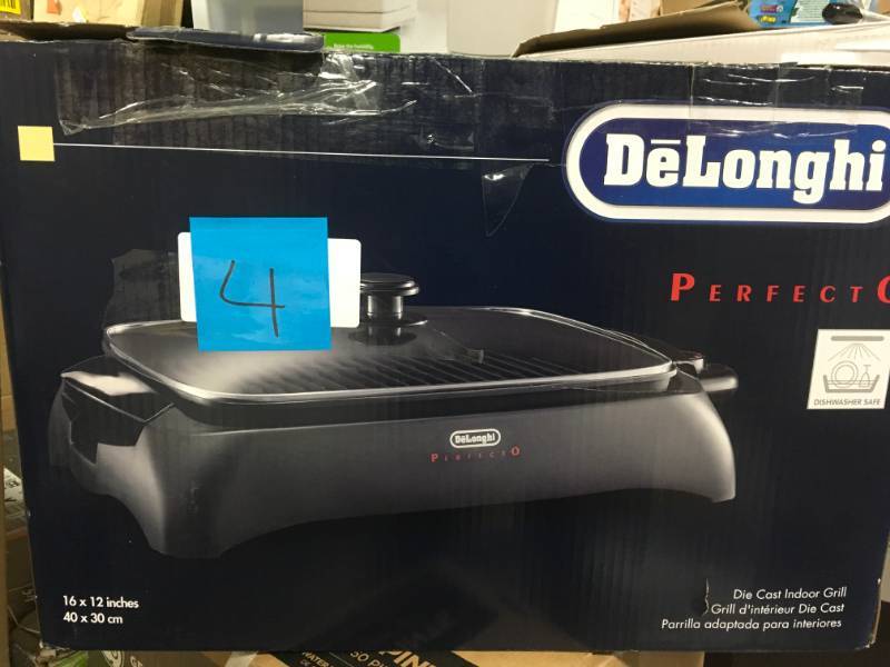 lot 4 image: DeLonghi Healthy Die-Cast Indoor Grill open box in new condition