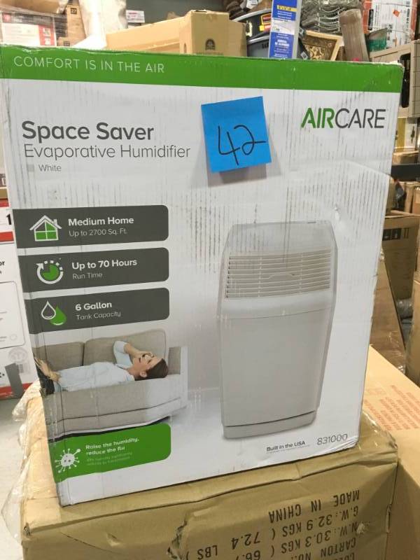 lot 42 image: AIRCARE 6-Gal. Evaporative Humidifier for 2700 sq. ft. open box in new condition