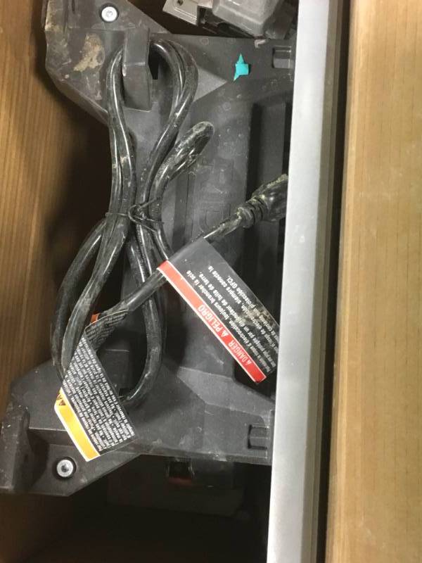 lot 64 image: RIDGID 120-Volt 7 in. Table Top Wet Tile Saw USED works