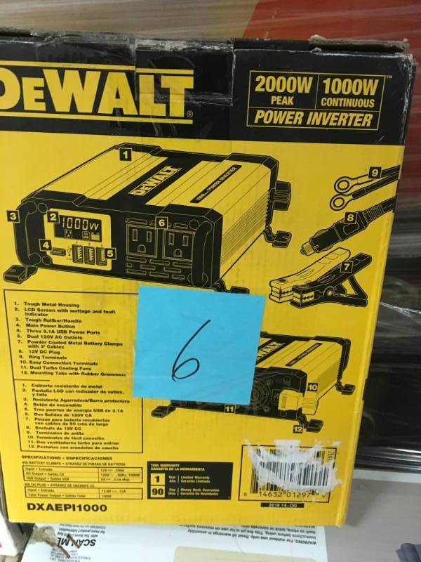 DEWALT 1000-Watt Power Inverter works