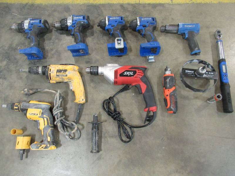 lot 28 image: Miscellaneous Drills Not Tested or Do Not Work.