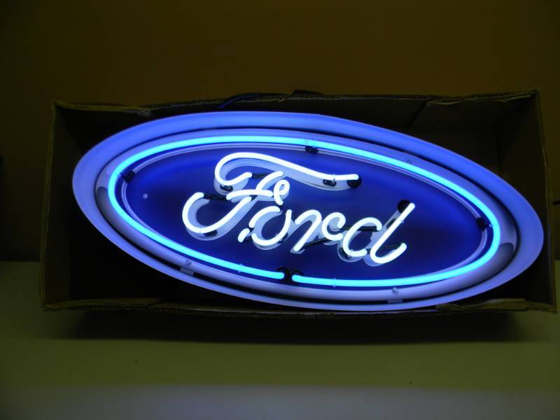 lot 2 image: FORD OVAL CAN NEON NEW IN BOX - SEE PICTURES