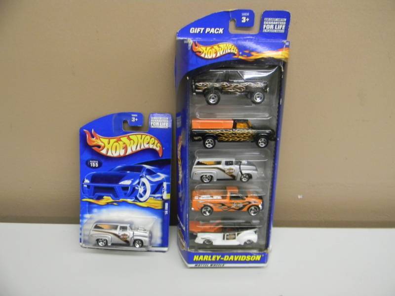 lot 53 image: HOT-WHEELS HARLEY-DAVIDSON TRUCK COLLECTION - SEE PICTURES