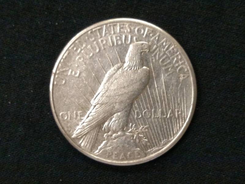 lot 23 image: 1922 S Peace Silver Dollar ...