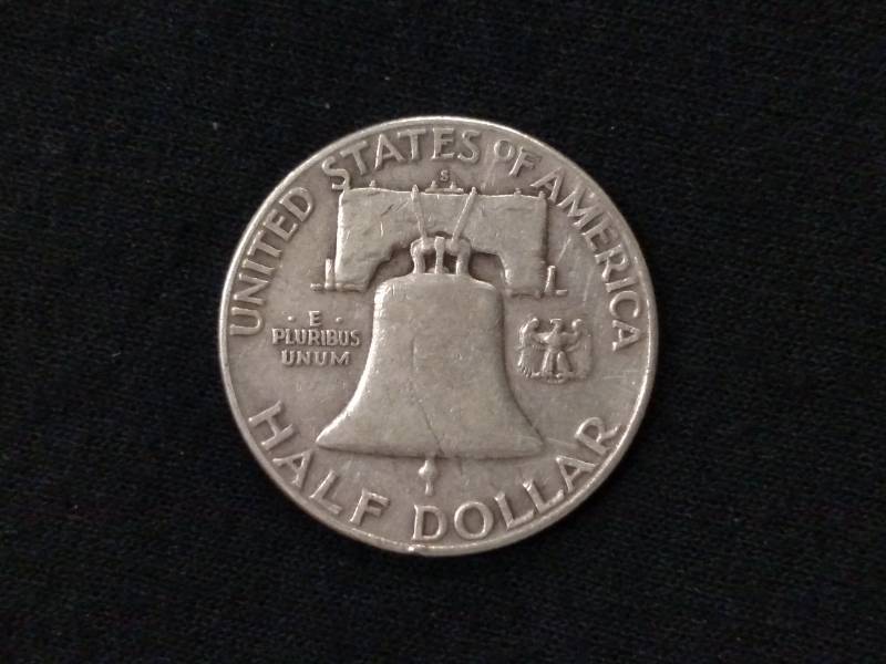 lot 59 image: 1954 S Franklin Silver Half Dollar...