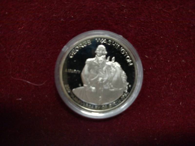 lot 97 image: 1982 George Washington Commemorativ...