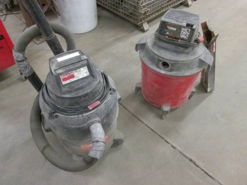 lot 5 image: 2 Shop Vacuums...