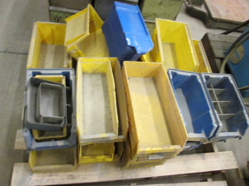 lot 20 image: Pallet of plastic parts bins...