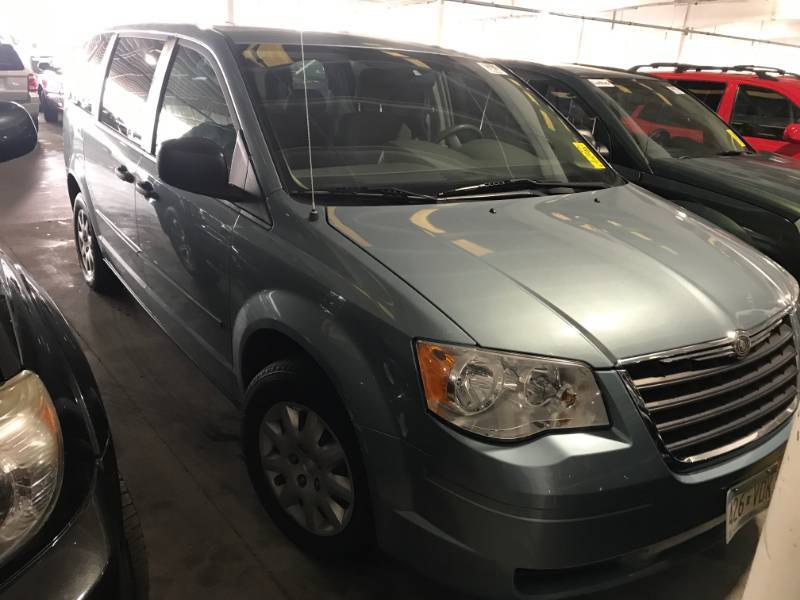 2008 Chrysler Town & County LX