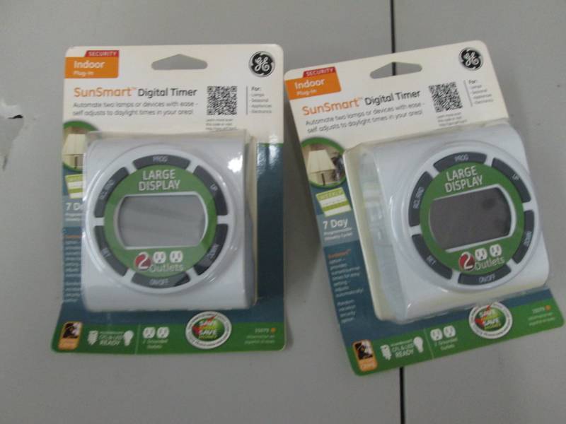 Lot of 2 GE Sunsmart 7 day Indoor P...