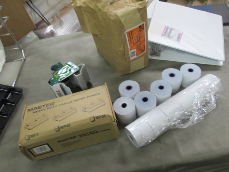 4# Grocery Bags 500ct, Tape Dispens...