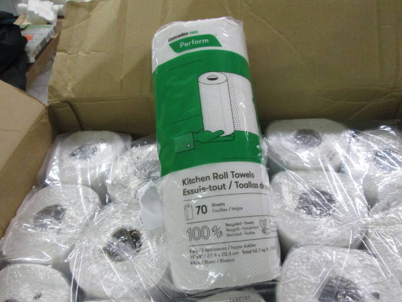 15 Rolls Cascades Kitchen Roll Towe...