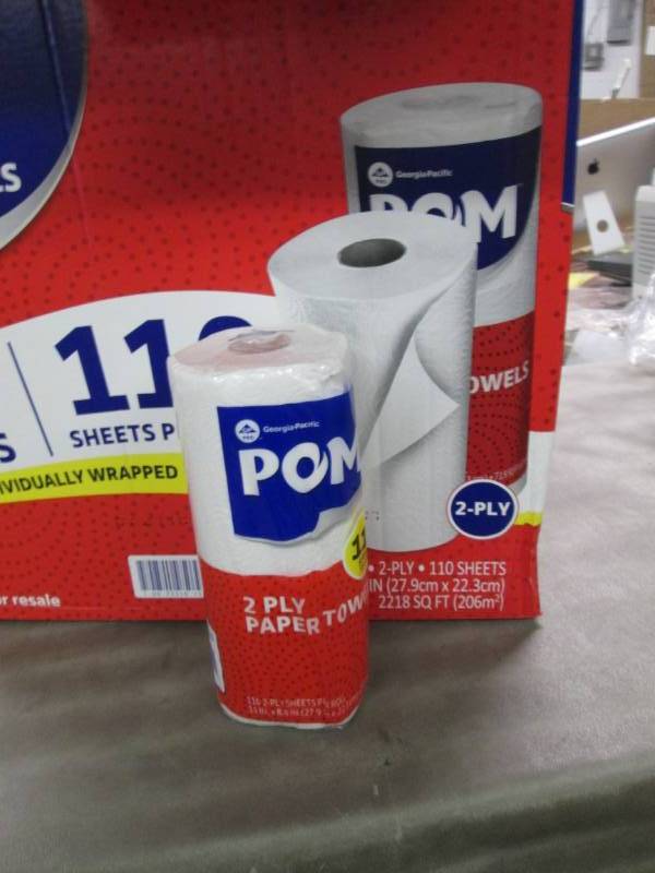 21 Rolls of Pom 2-Ply Paper Towels...