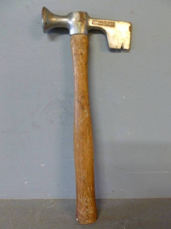 lot 81 image: Specialty Hammer