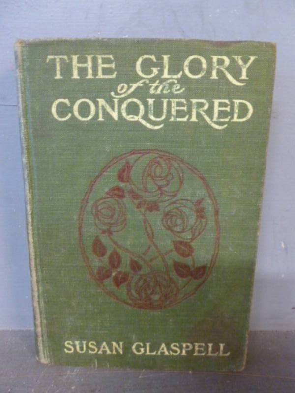 lot 109 image: Antique Book