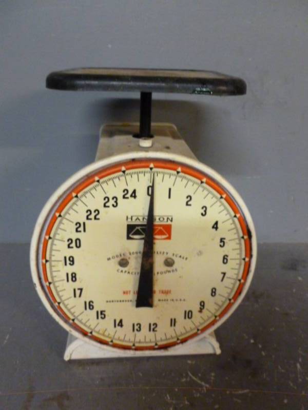lot 150 image: Vintage Scale