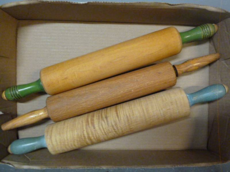 lot 152 image: Vintage Rolling Pins