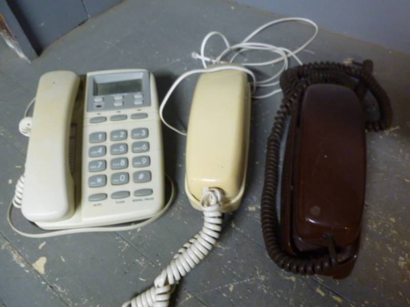 lot 158 image: Telephones