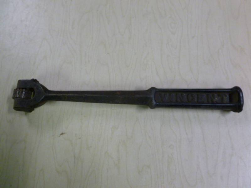 lot 184 image: Antique Tool