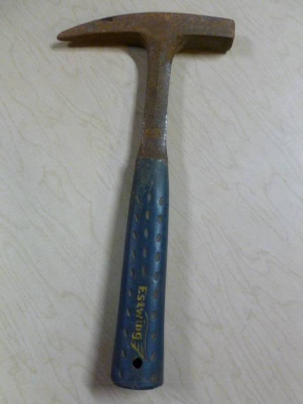 lot 198 image: Estwing Hammer