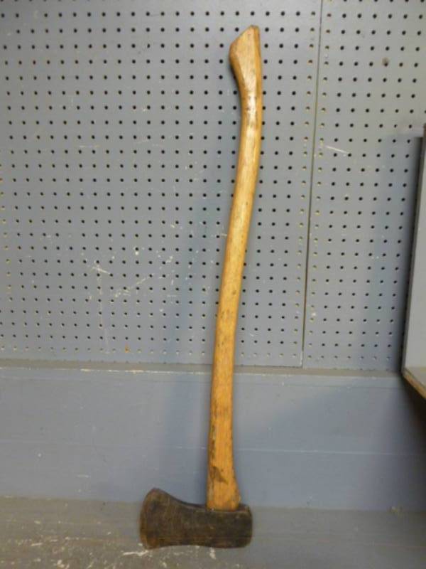 lot 201 image: Ax