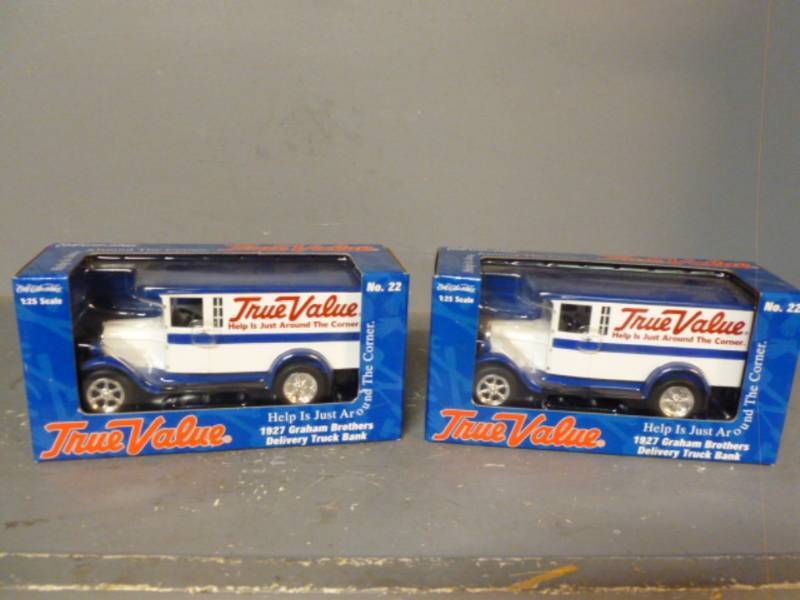 lot 229 image: Ertl Truck Coin Bank