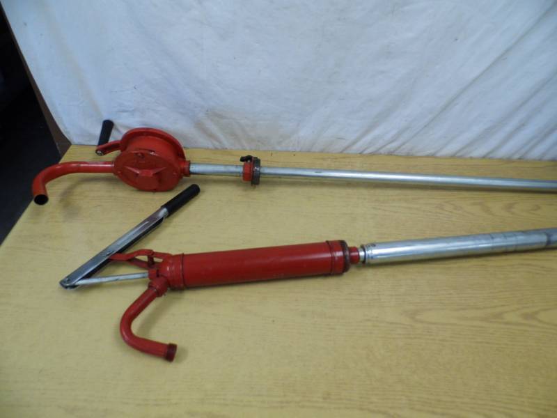 Lot of 2 Pumps