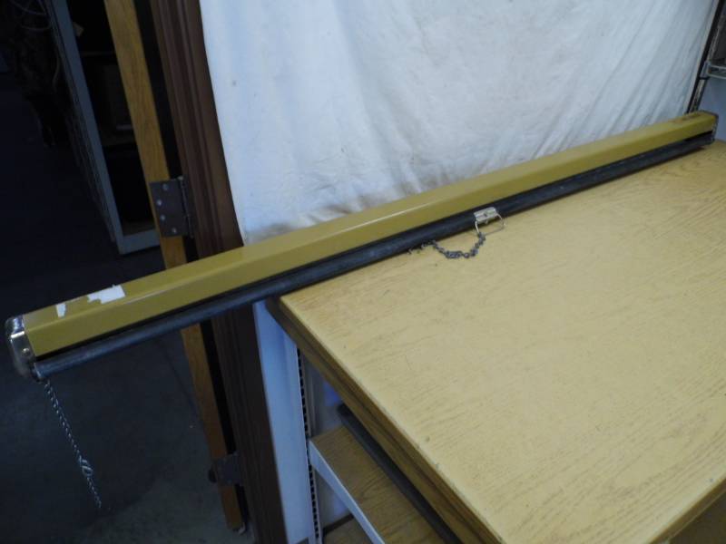 Projector Screen