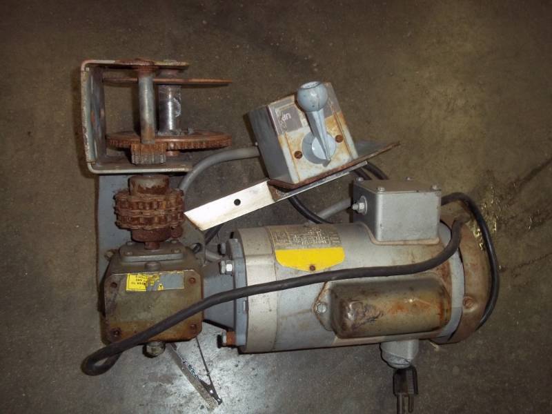 110V Boat Lift Power Winch