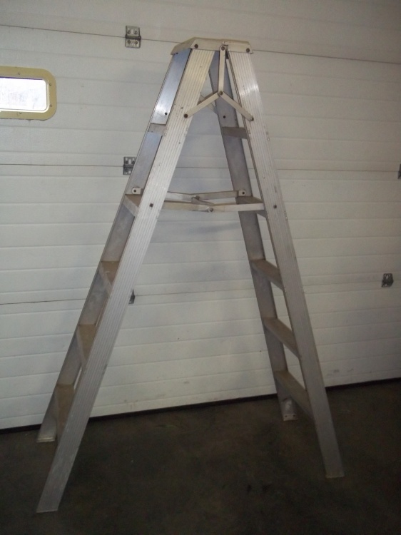 6 Aluminum Double Step Ladder
