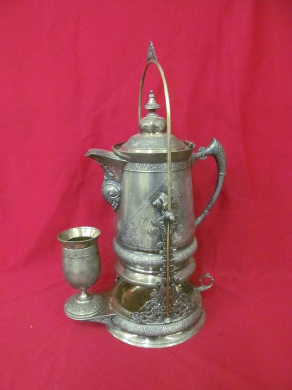 lot 19 image: vintage ice water Tippler