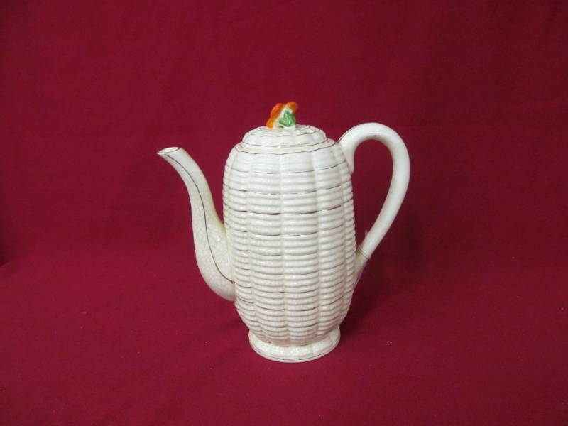 lot 47 image: vintage Japanese tea pitcher