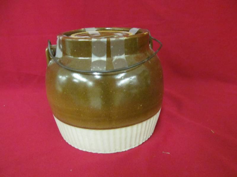 lot 77 image: stoneware bean potcookie jar