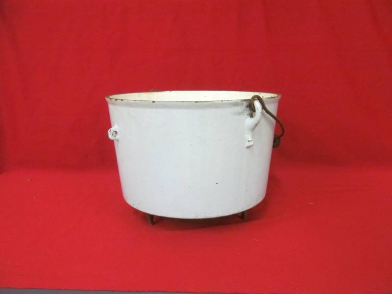 lot 86 image: vintage enamel ware kettle