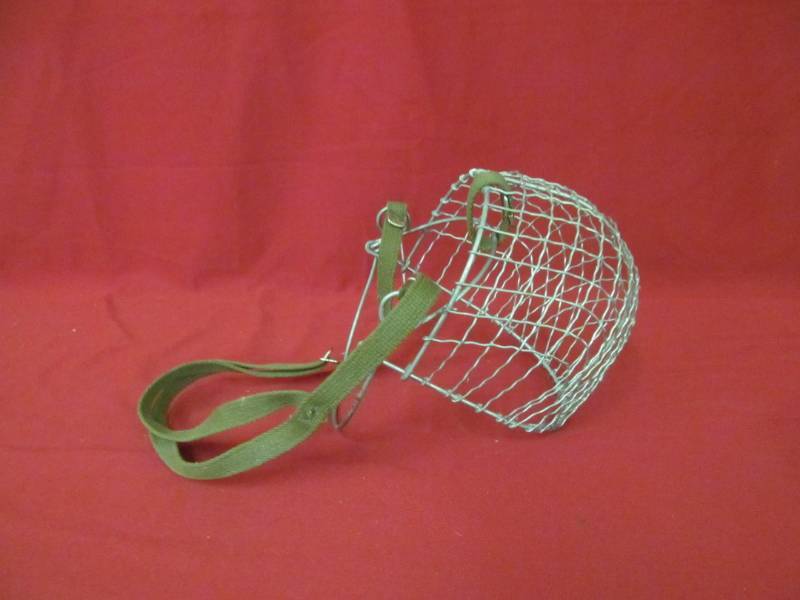 lot 95 image: vintage Horse muzzle  basket