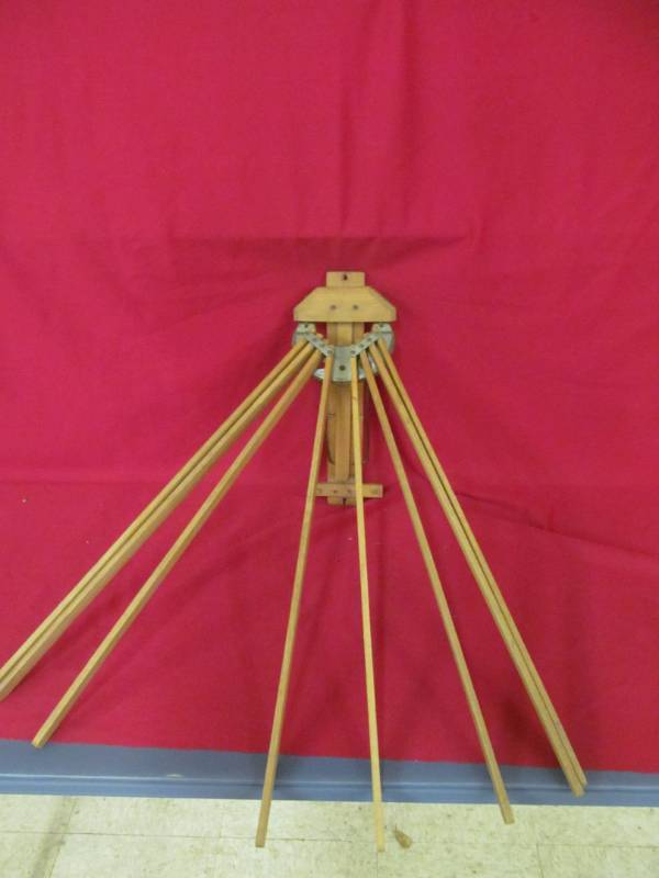 lot 96 image: vintage towel dryer