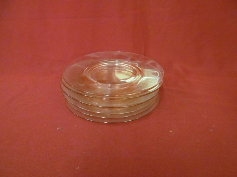 lot 137 image: Cambridge dinner plates