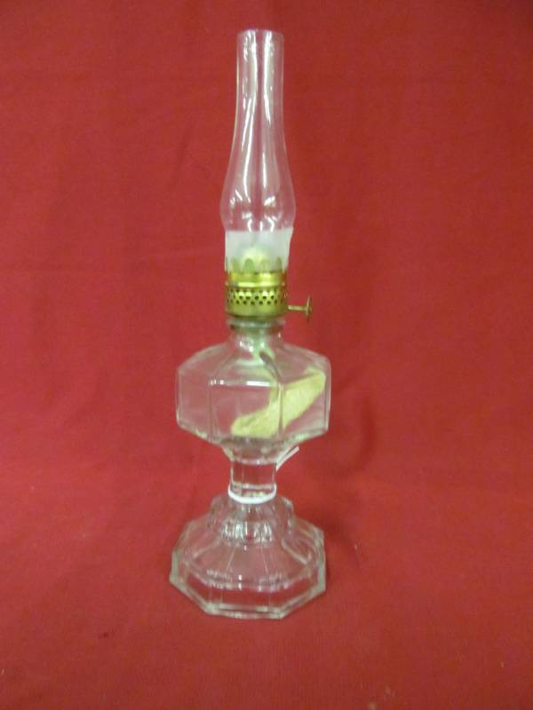 lot 143 image: vintage mini kerosene lamp