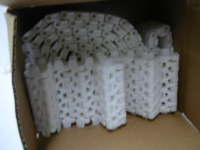 lot 8 image: Habasit Chain