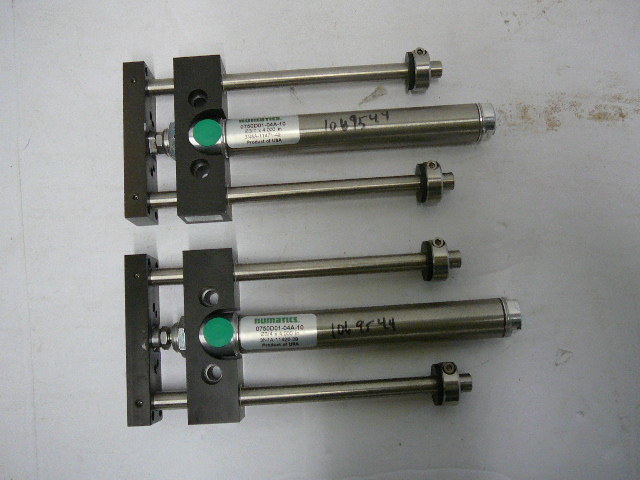 lot 17 image: Numatics Air Cylinders