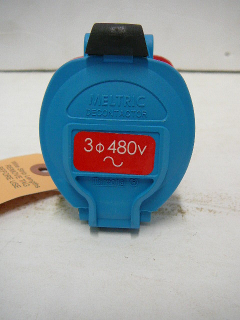 lot 24 image: Metric Receptacle  Connector