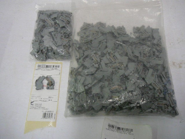 lot 28 image: Wago Conductor Base Modules
