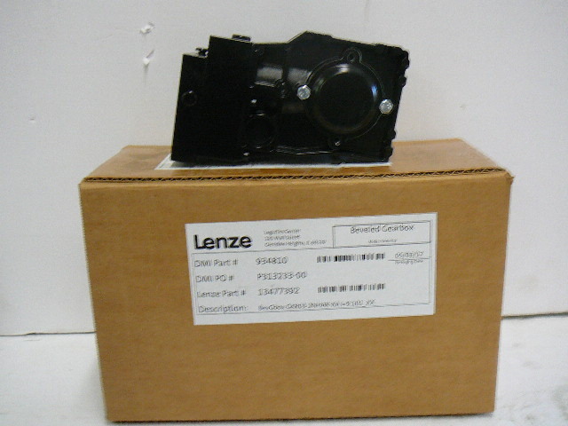 lot 74 image: Lenze Beveled Gear Box