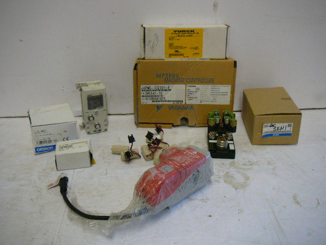 lot 128 image: Electronic Components