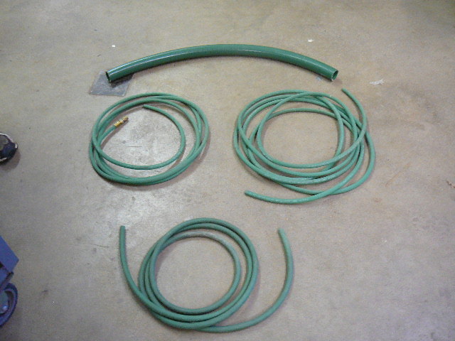 lot 138 image: Green Hose